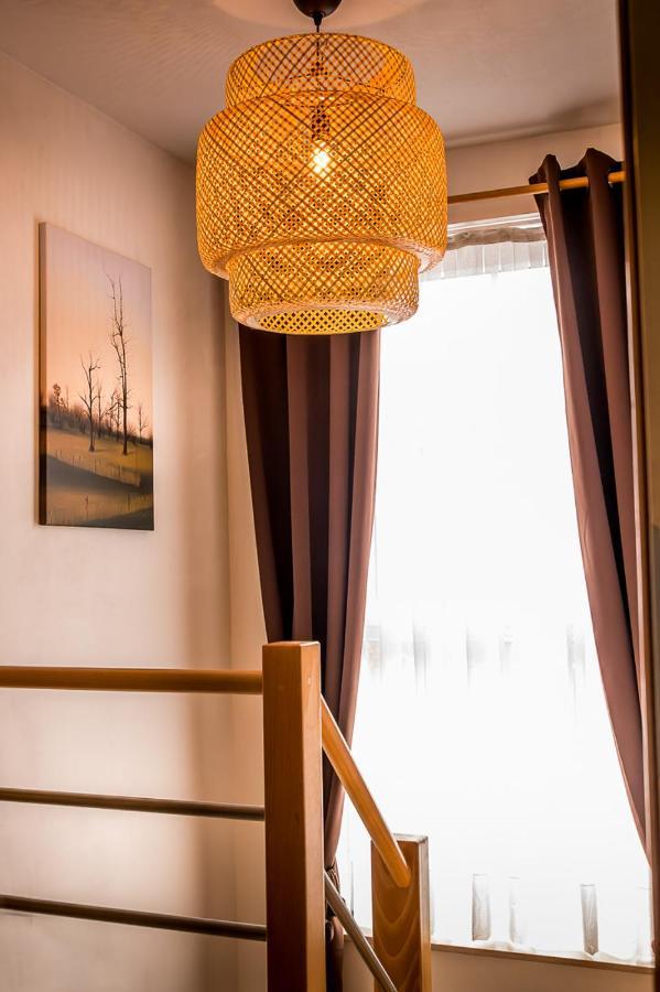 Chez Sabine Et Eric Maison Pour 6 Personnes Avec Piscine Chauffee Andenne Экстерьер фото